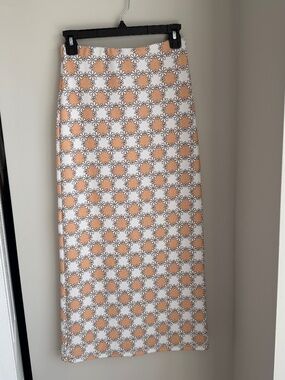 Frankie's Bikinis Opal Terry Midi Skirt, Women's Size Small in Nude Daisy